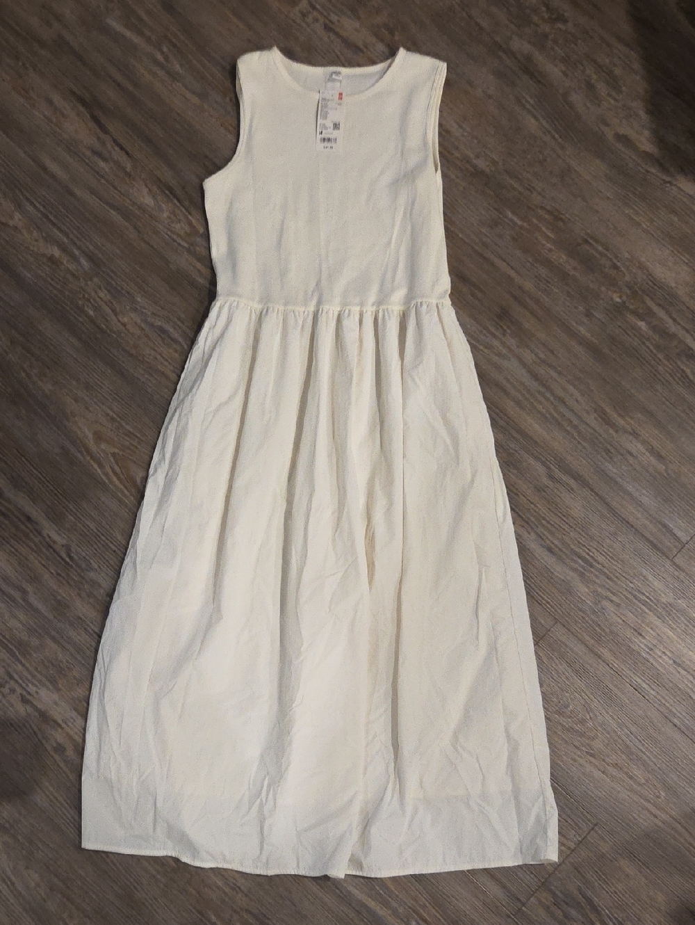 Uniqlo Cream Maxi Dress